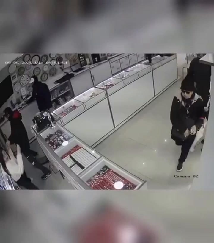 Violento asalto a una joyería en Laferrere