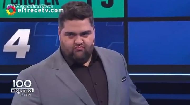 El picante ida y vuelta de Barassi con un participante