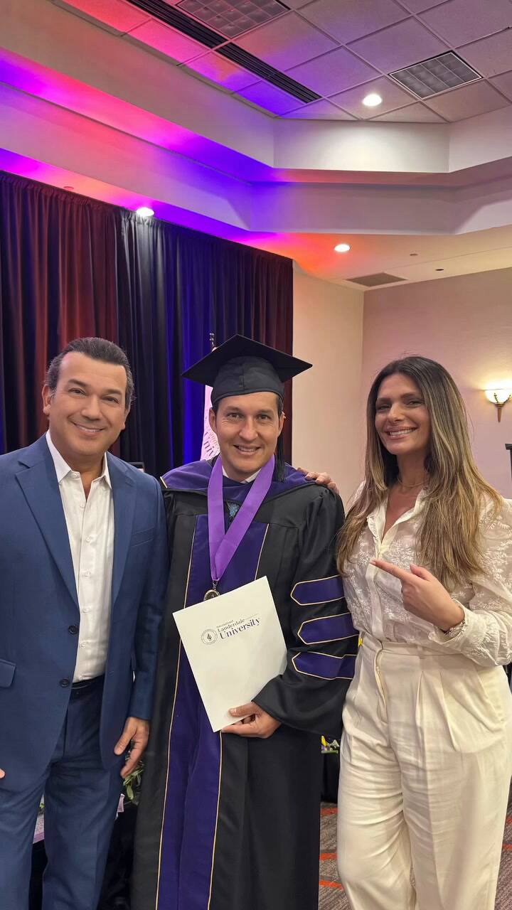 La universidad de Florida que amplió el acceso de hispanos a títulos en español