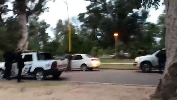 La policía de Santiago del Estero bloqueó una caravana de médicos