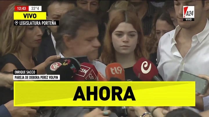 El emotivo adios de Enrique Sacco, pareja de Débora Pérez Volpin