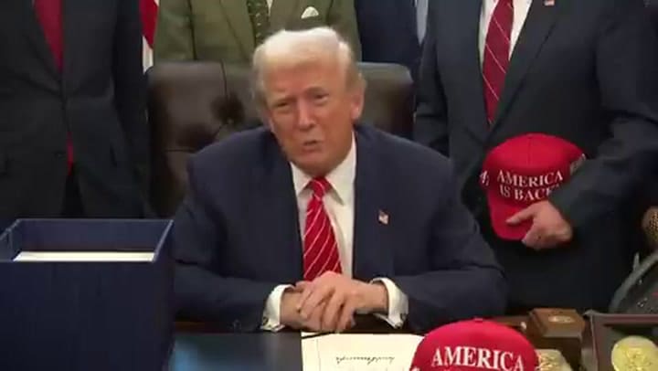 Trump ataca a Kaitlan Collins