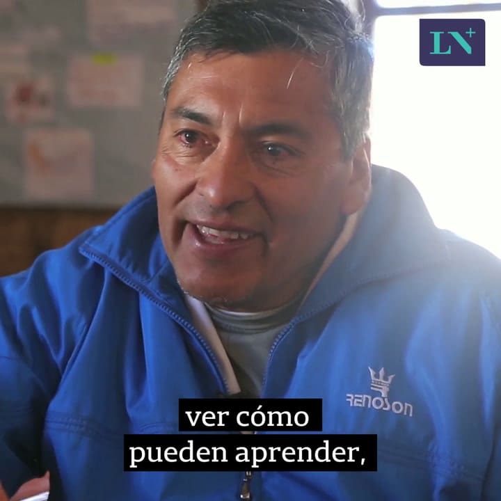 A más de 3000 metros, un maestro rural lucha con ingenio contra el aislamiento