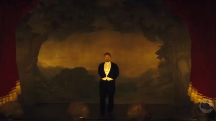 La muñeca, tráiler