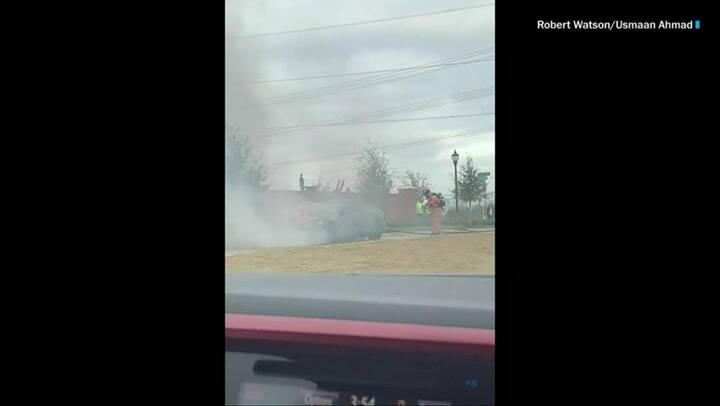 Tesla Model S de 2015 se prende fuego en la autopista - Crédito: The Washington Post