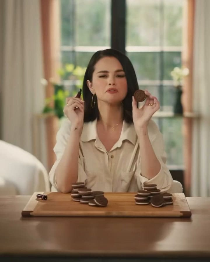 Selena Gómez lanza su línea de Oreo sabor horchata