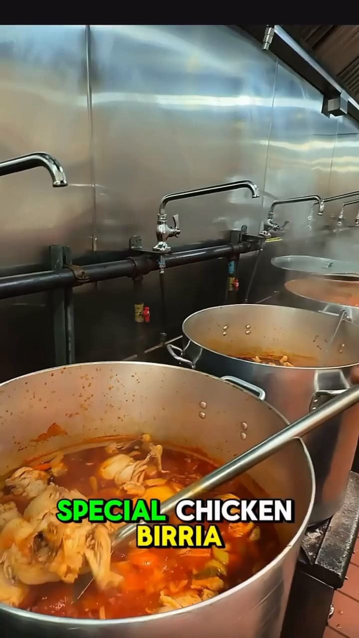 Taco Tuesday Is Here! Watch How We Prepare Our Chicken Birria. ✨Come To Celebrate The Best (1)