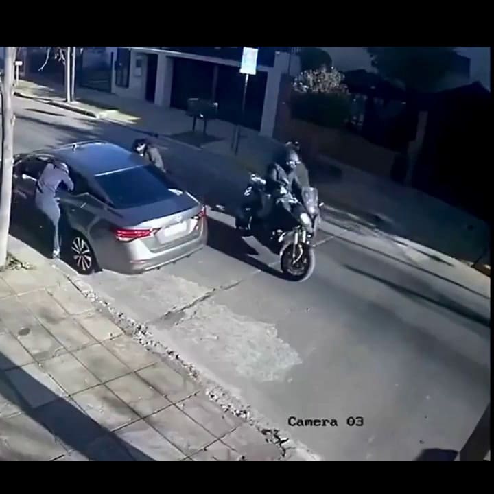 Violento ataque de motochorros en San Isidro