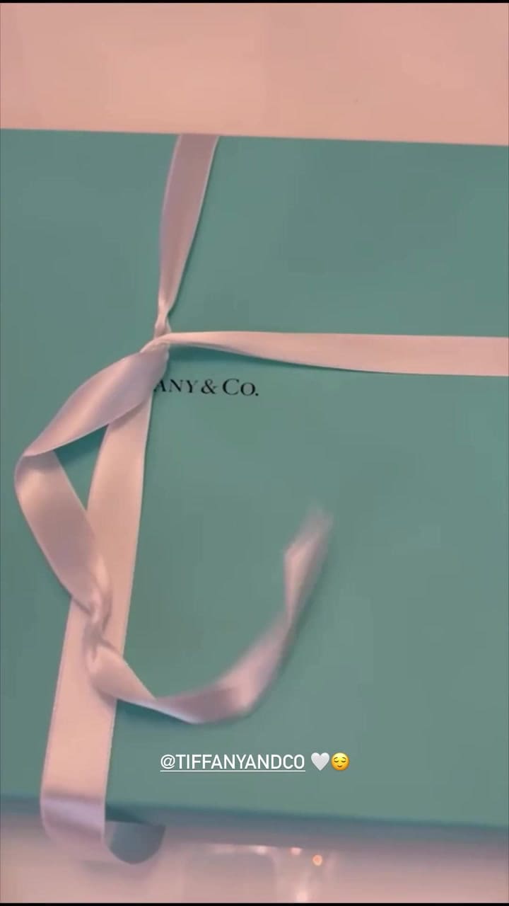 Anto Roccuzzo mostró los regalos que recibió y dejó ver el árbolito que armaron los Messi