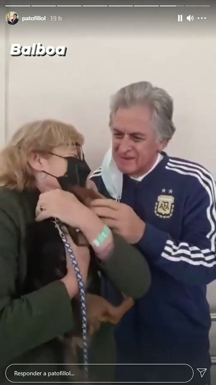 En conmovedor reencuentro de Pato Fillol y su mascota tras recuperarse de Covid-19