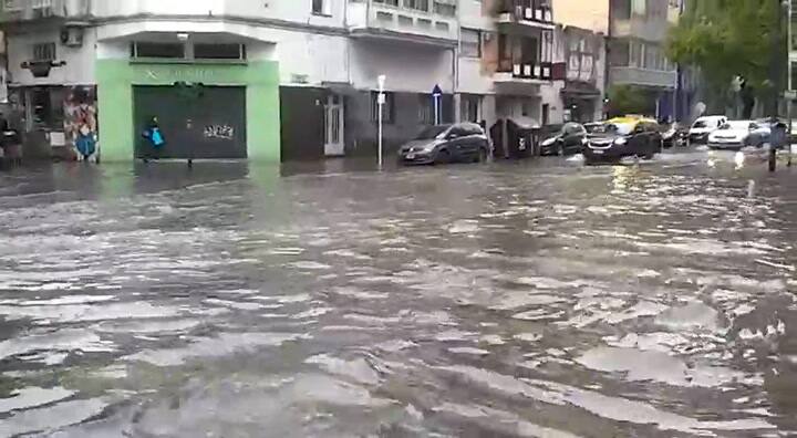 Inundaciones en la ciudad tras la tormenta