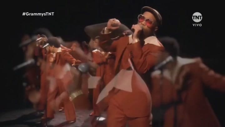 Bruno Mars y Anderson Paak en Grammy 2021
