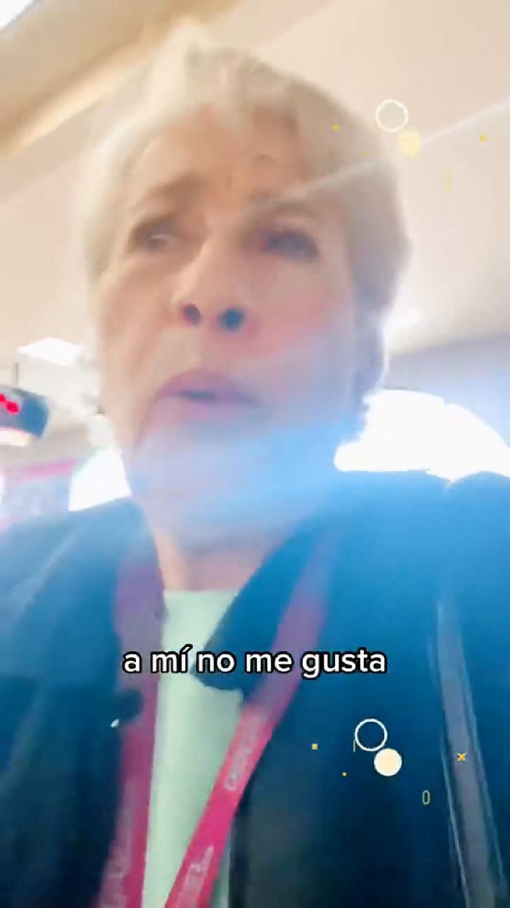 La mujer compartió su alegría por divorciarse