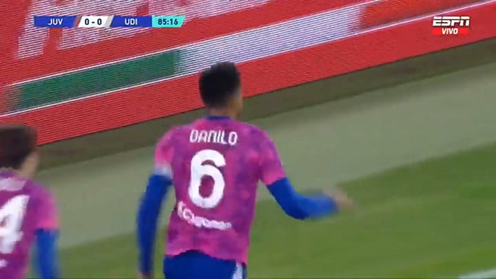 Di María y Paredes, aplaudidos antes del triunfo de Juventus