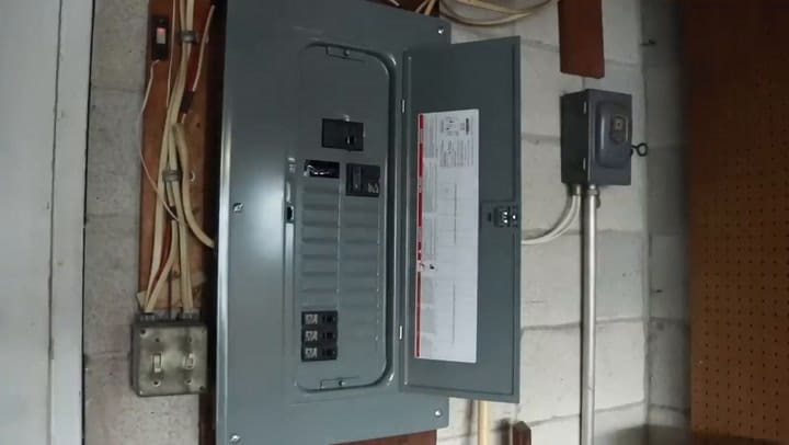 El costo de cargar un Tesla en casa