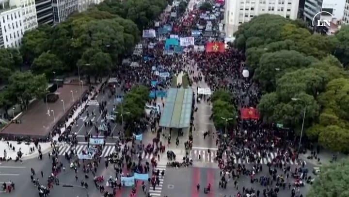 Caos en la 9 de Julio