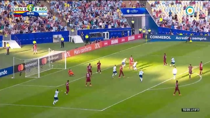 Lautaro Martínez puso el 1-0 - Fuente: TV Pública