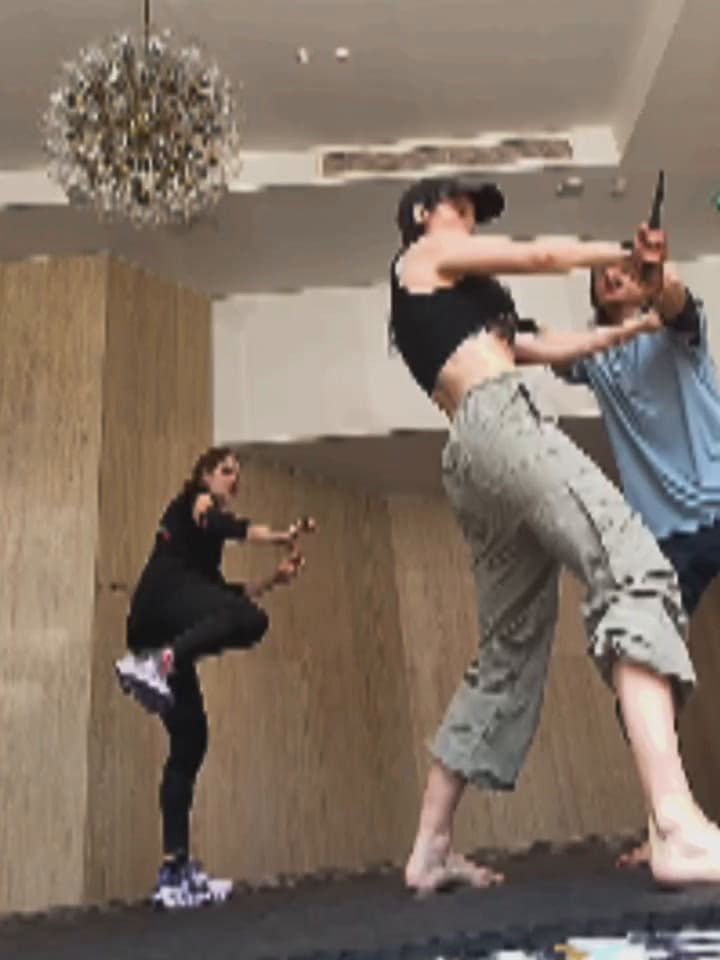 Eva de Dominici mostró su arduo entrenamiento en Tailandia