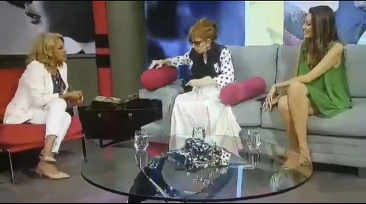 Pinky bromeó con dormirse en su programa - Fuente: Filo News
