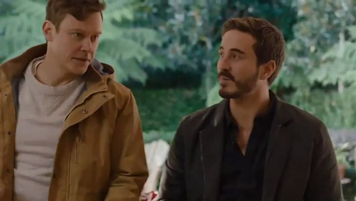 Trailer de The Secrets She Keeps
