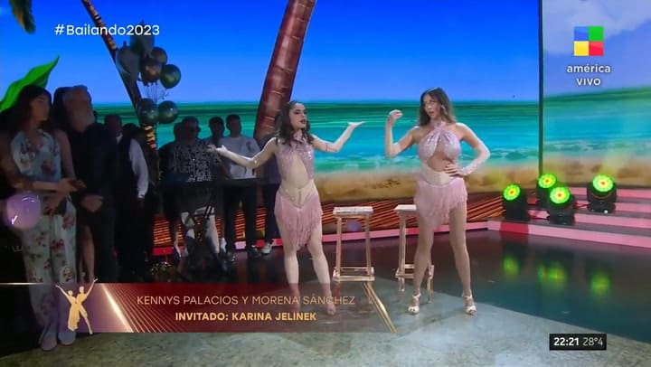 ? Tremenda Salsa De Tres De Kennys Palacios Con Karina Jelinek