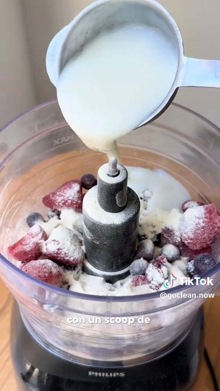 Receta mousse de frutos rojos