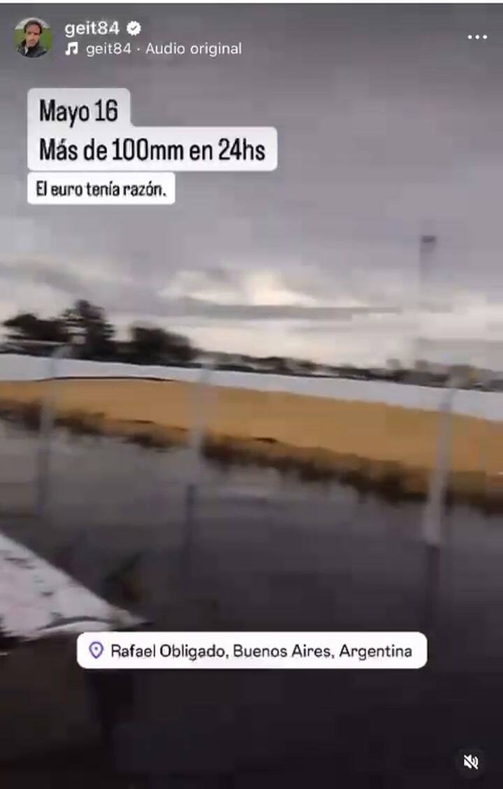 En pocas horas cayeron hasta 300 milímetros en Rafael Obligado y el agua tapó silobolsas, anegó los bajos y dejó los campos intransitables