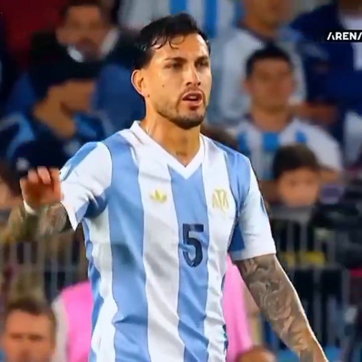 El cruce entre Rodrygo y Paredes