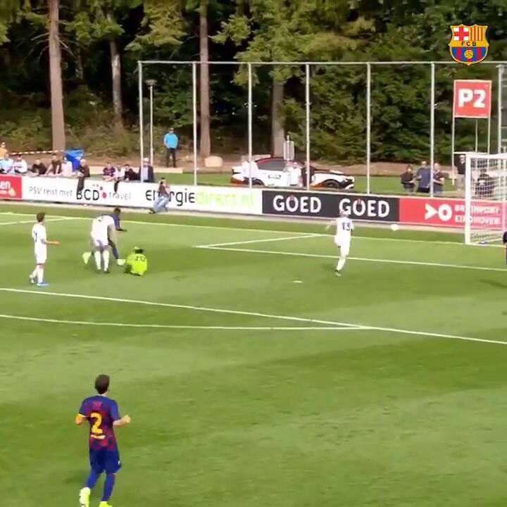 La gran jugada de Moriba, el juvenil de Barcelona que sorprende al mundo - Fuente: Twitter