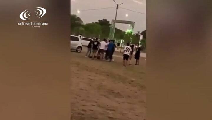 Golpiza en el corsódromo de Corrientes