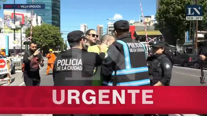 Corridas y enfrentamientos entre manifestantes y la Policía por el paro de subtes