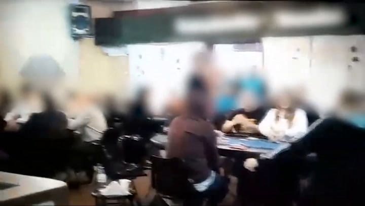 Desbaratan un garito durante un torneo de póker ilegal en Agronomía