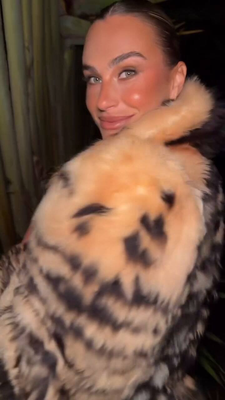 Sabalenka deslumbró con su look atigrado