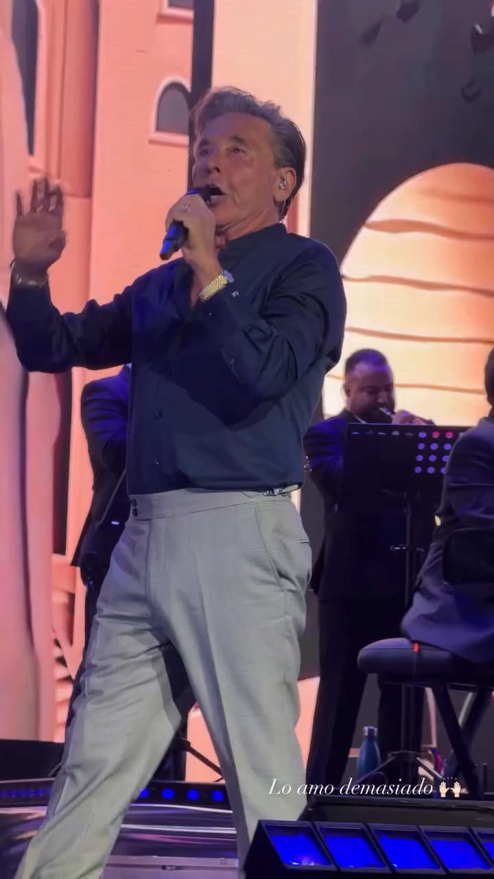 Ricardo Montaner entona "Tan enamorados"