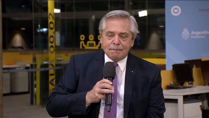 El Presidente encabezó el sorteo de créditos para la refacción y construcción de viviendas