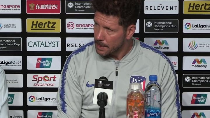 Simeone: 'Si tuviese que elegir entre Messi y Ronaldo, elegiría a Messi' - Fuente: YouTube