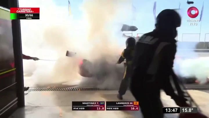 Un derrame de combustible provocó un incendio en el TC y dos mecánicos fueron alcanzados por las llamas