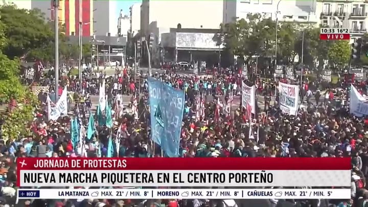 Distintas movilizaciones cortan el tránsito en la ciudad