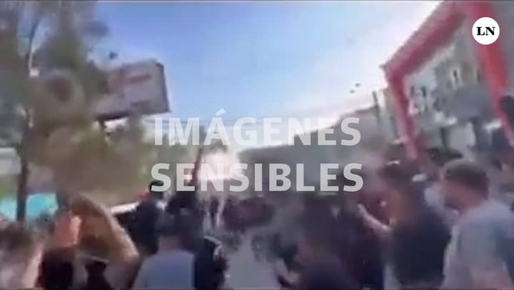 Shani Louk, la joven vista inconsciente y semidsenuda en una camioneta de Hamas está viva pero en estado crítico