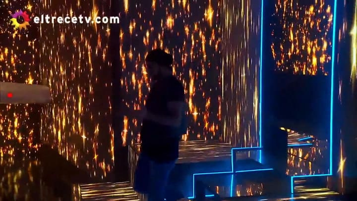 Hernán Drago interpretó a Arjona junto a un imitaron del cantante - Fuente: eltrece