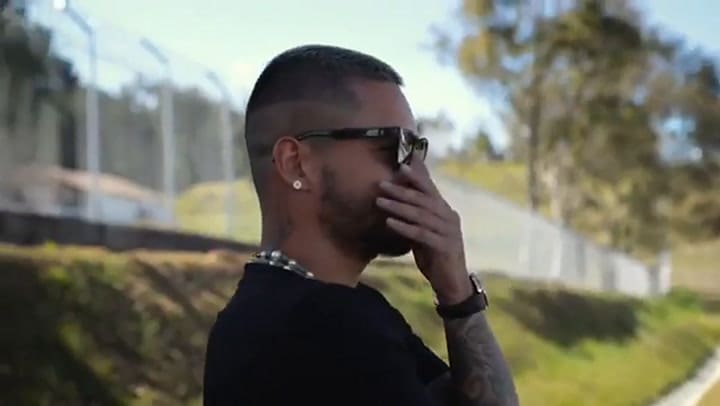 Con este vídeo Maluma festejo y agradeció la compra de su jet privado. Fuente: Instagram