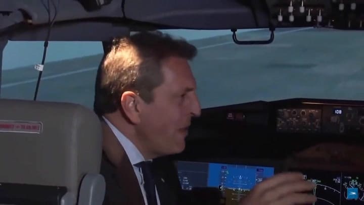 CFK: 'Alguien debería inventar algún simulador de presidentes'