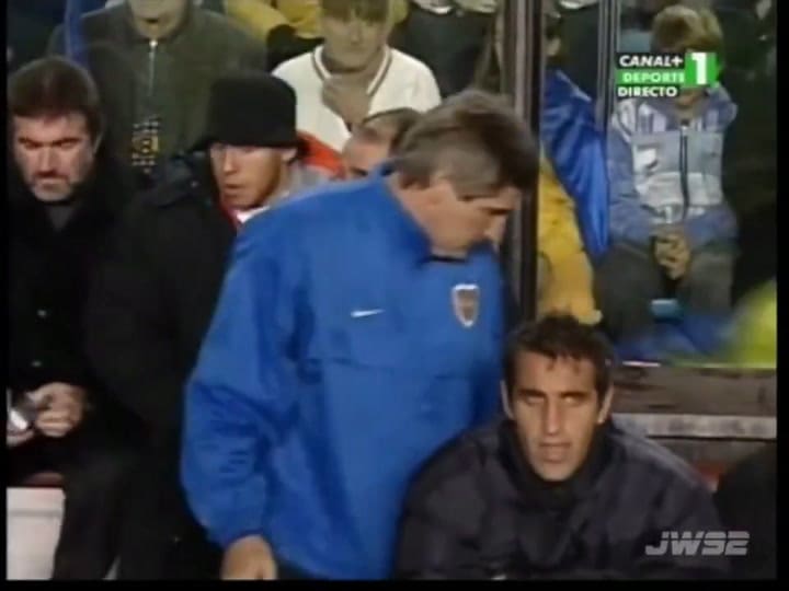 En 2004, Mariano Closs confundió a Paredes con "una nena"