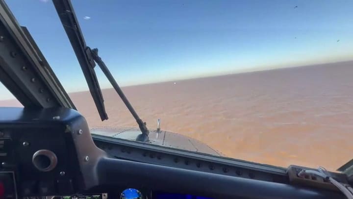 Buscan a una embarcación con cinco tripulantes en el Río de la Plata