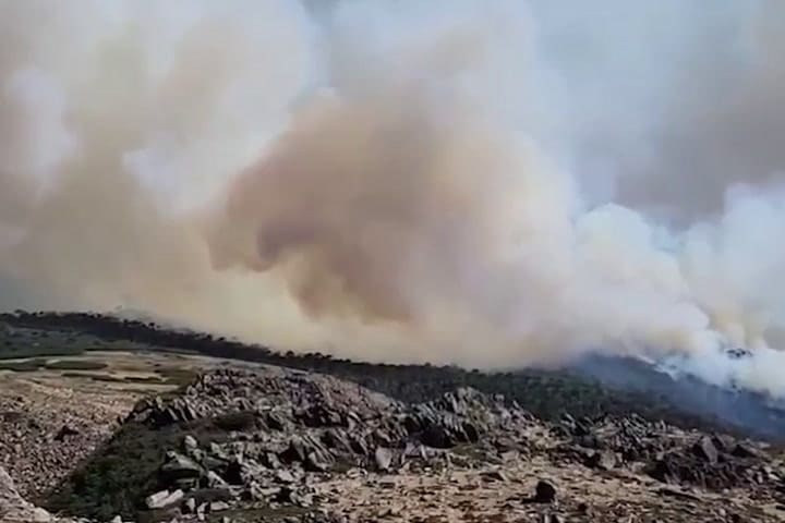 (GIF) incendios en Neuquén Crédito gentileza