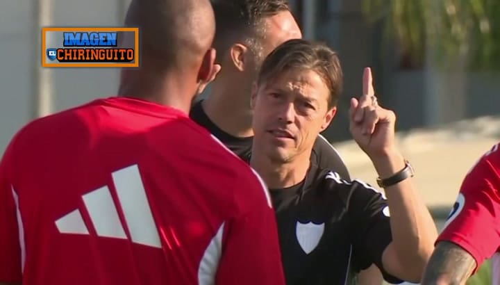 El emotivo gesto de Matías Almeyda con la mujer de uno de los futbolistas que superó el cáncer