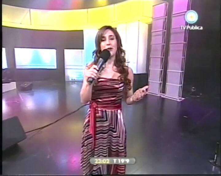 Omar Moreno Palacios canta 'Milonga corralera' - Fuente: YouTube
