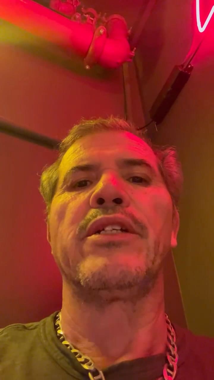 John Leguizamo pide a quienes apoyan a ICE que dejen de seguirlo en redes sociales