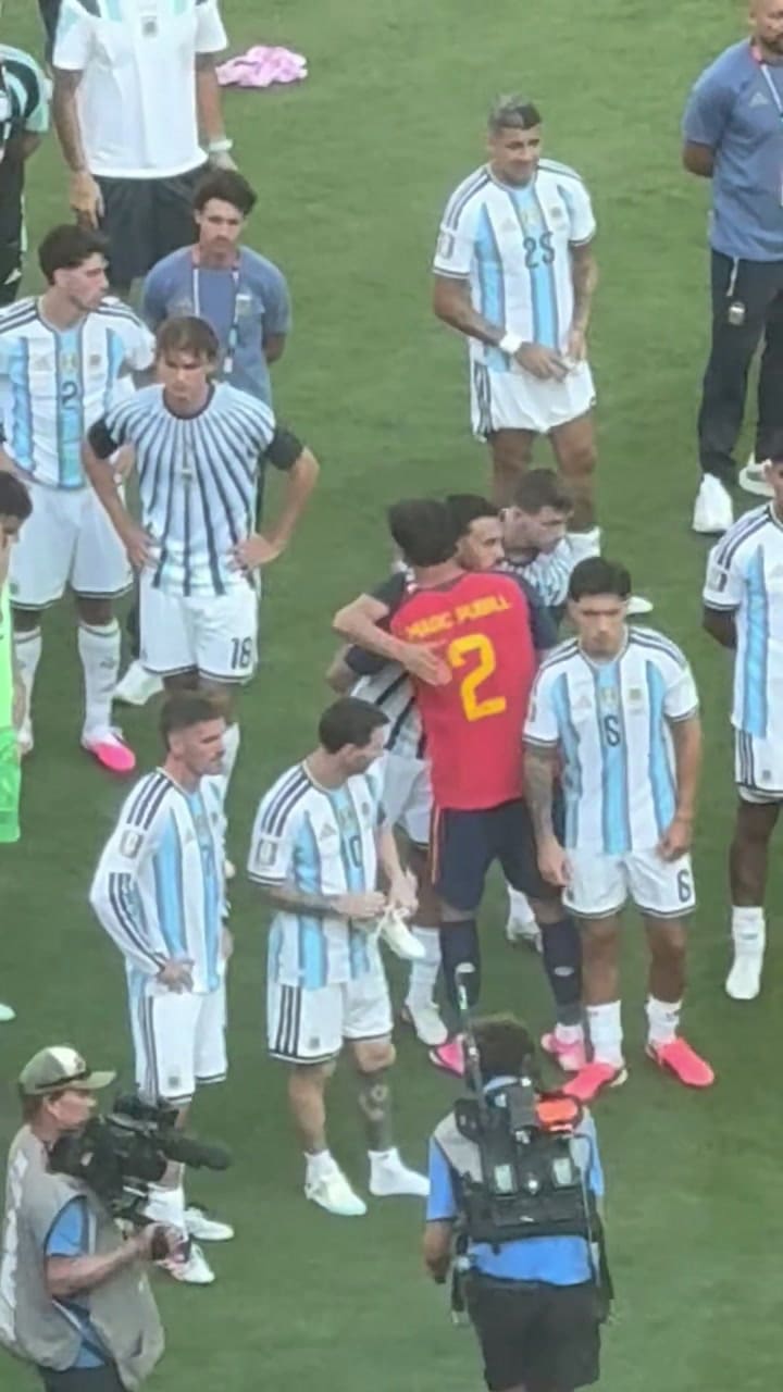 ¿Messi se enojó con Enzo Fernández?