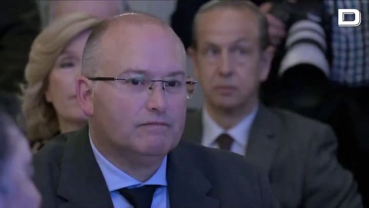 Díaz Ayuso salió a defender a Milei luego de que un ministro de Pedro Sánchez lo acusara de “ingerir sustancias”